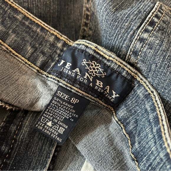 Jean Bay Embroidered Blue Jeans cropped 8P - Picture 5 of 9
